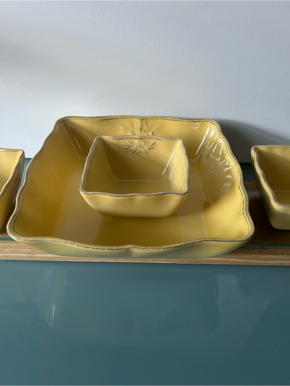 SUR LA TABLE Large Yellow Serving Salad Bowl Dip Bowl Set Vintage Portugal - Picture 2 of 15